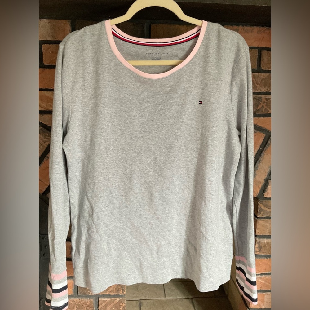 Tommy Hilfiger gray long sleeve shirt size xxl